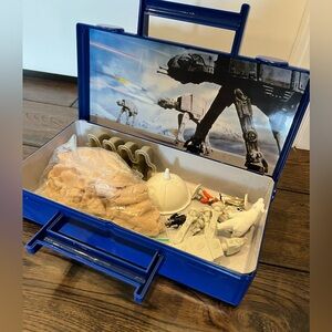 Disney Parks Hoth Kinetic Sand Playset